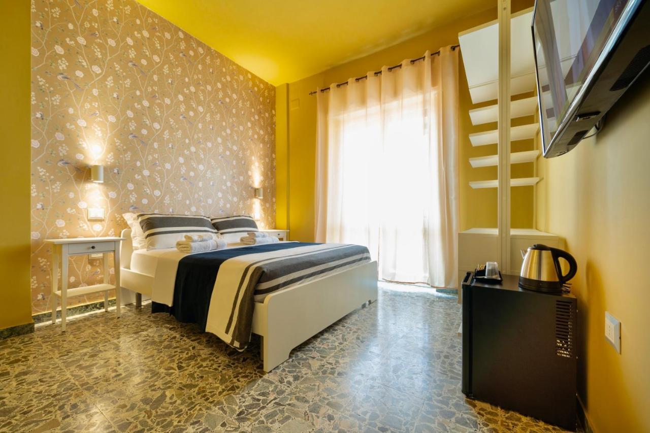 Boutique Rooms Carbonazzi 17 Cagliari Exteriör bild