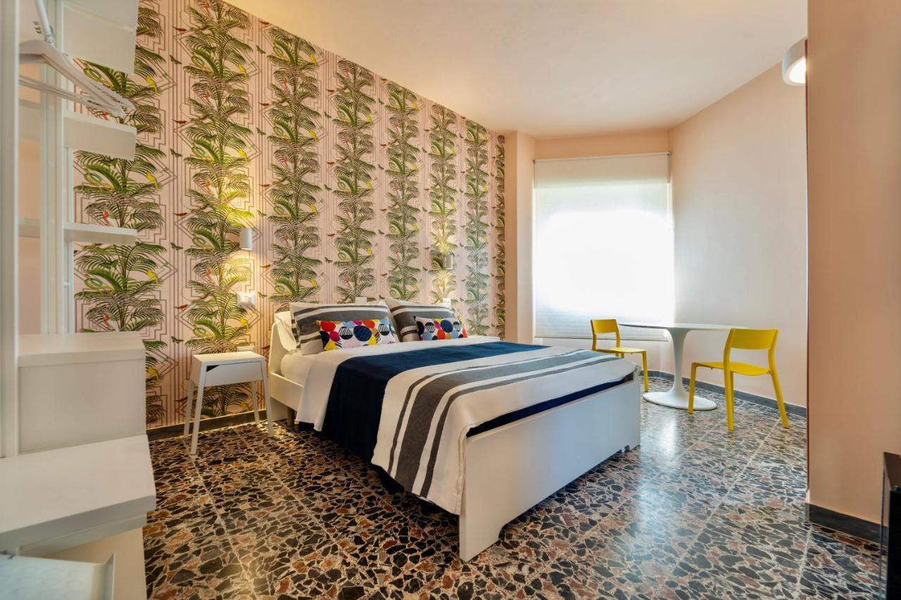 Boutique Rooms Carbonazzi 17 Cagliari Exteriör bild