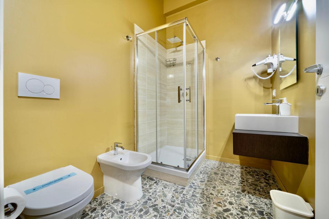 Boutique Rooms Carbonazzi 17 Cagliari Exteriör bild